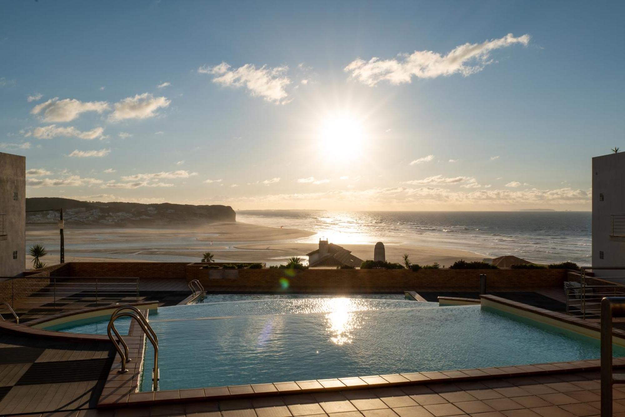 Pe Na Praia Da Foz Foz do Arelho Bagian luar foto