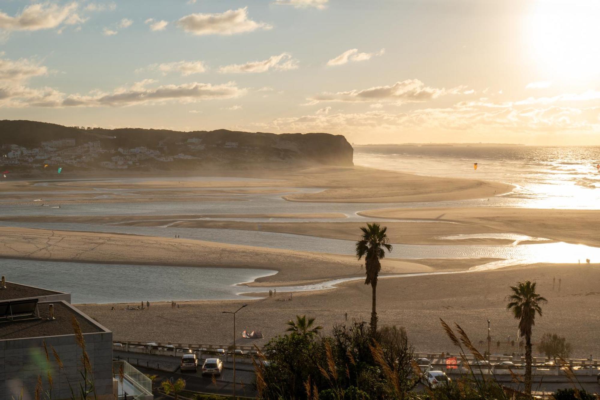 Pe Na Praia Da Foz Foz do Arelho Bagian luar foto