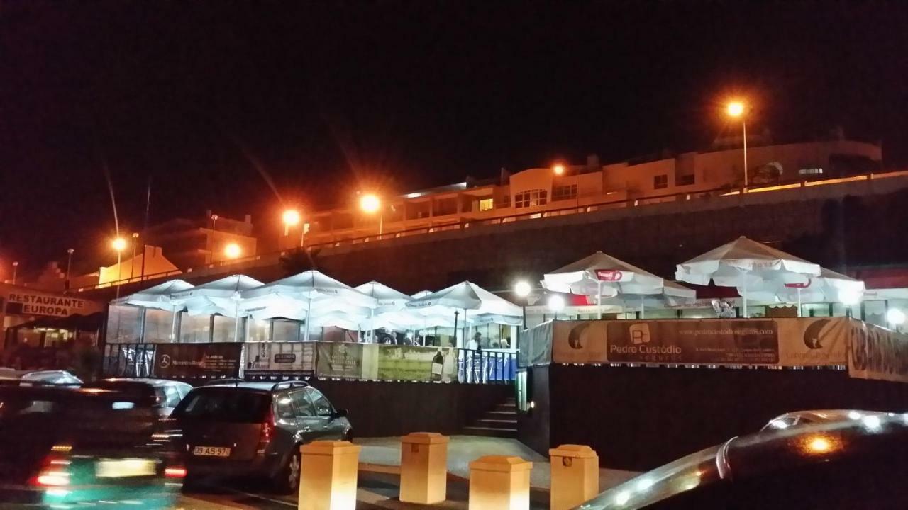 Pe Na Praia Da Foz Foz do Arelho Bagian luar foto