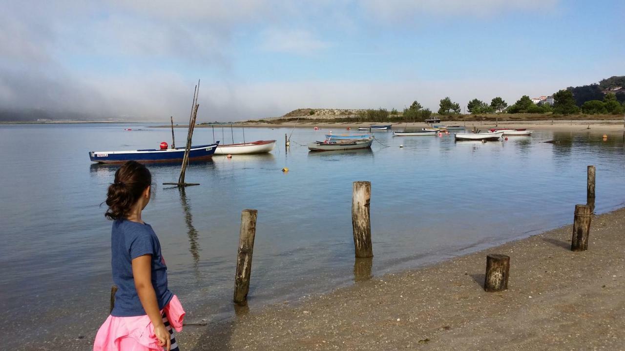 Pe Na Praia Da Foz Foz do Arelho Bagian luar foto
