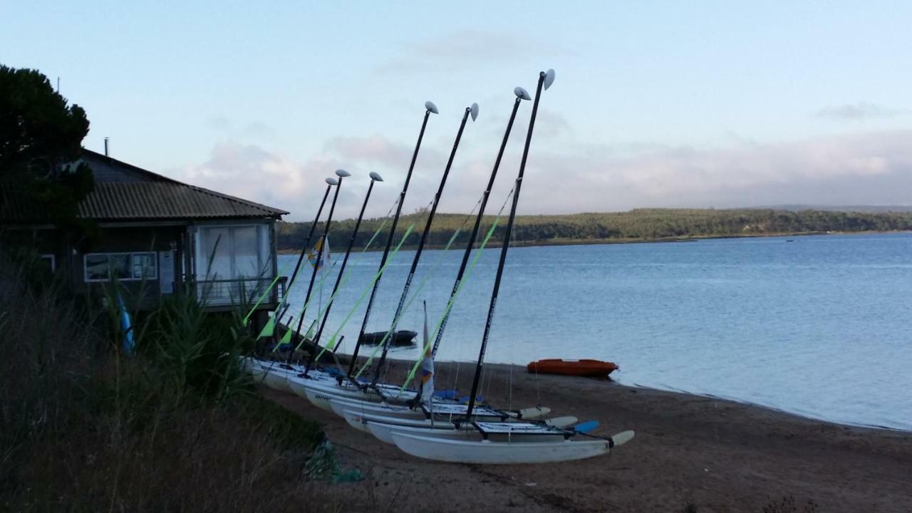 Pe Na Praia Da Foz Foz do Arelho Bagian luar foto