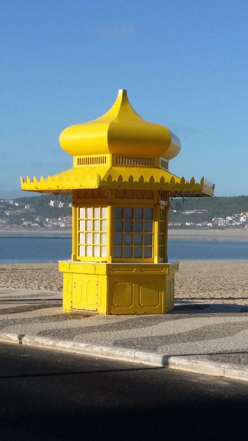 Pe Na Praia Da Foz Foz do Arelho Bagian luar foto